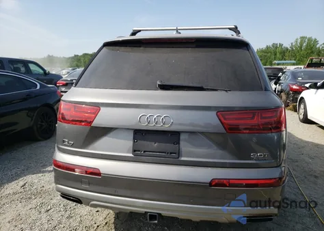 2017 Audi Q7 Prestige z USA, uszkodzony, nr VIN WA1VAAF71HD057870